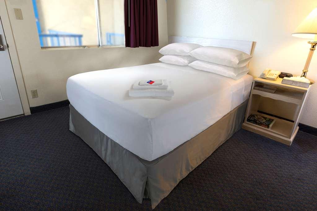 Sleep Inn & Suites Wisconsin Dells Room photo